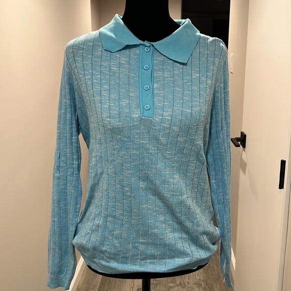 Blue polo shirt! Long sleeves! Super soft! - Picture 1 of 2